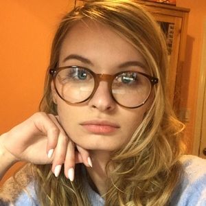 Meet your Posher, Aleksandra